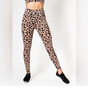 Chic Leopard Print Leggings for Women IVL Collective Size 2